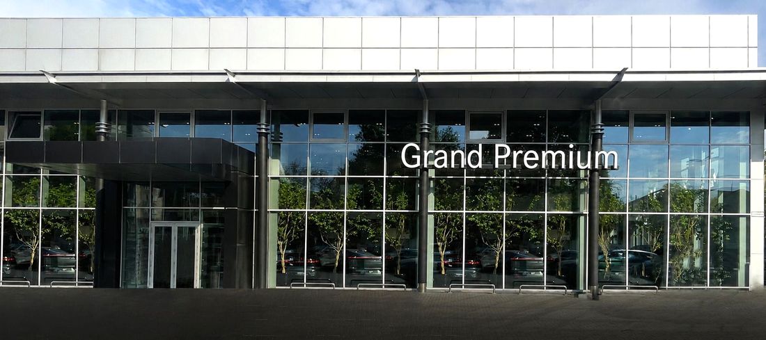 Grand Premium SRL - официальный дистрибьютор Li Auto в Молдове.